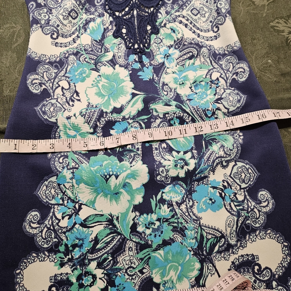 Jax Elegant Floral Sleeveless Dress Size 4 - Picture 9 of 14